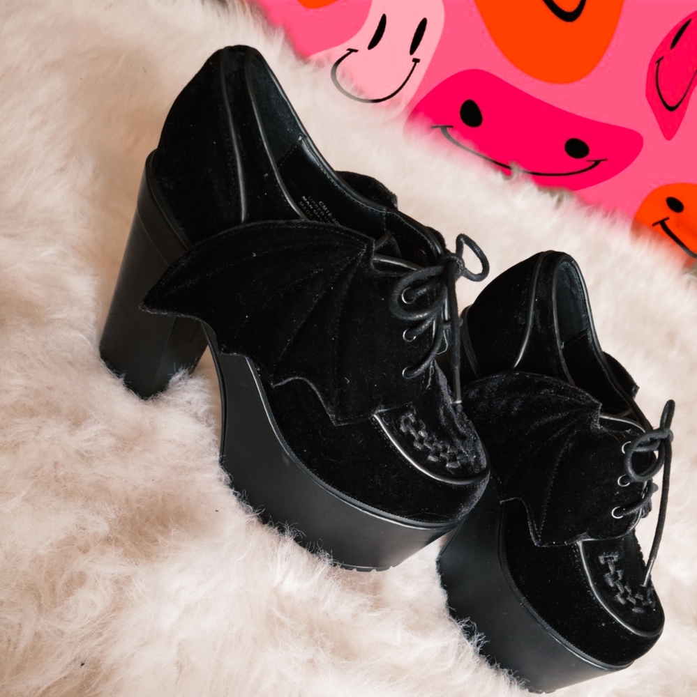 Current Mood Creeper Platforms